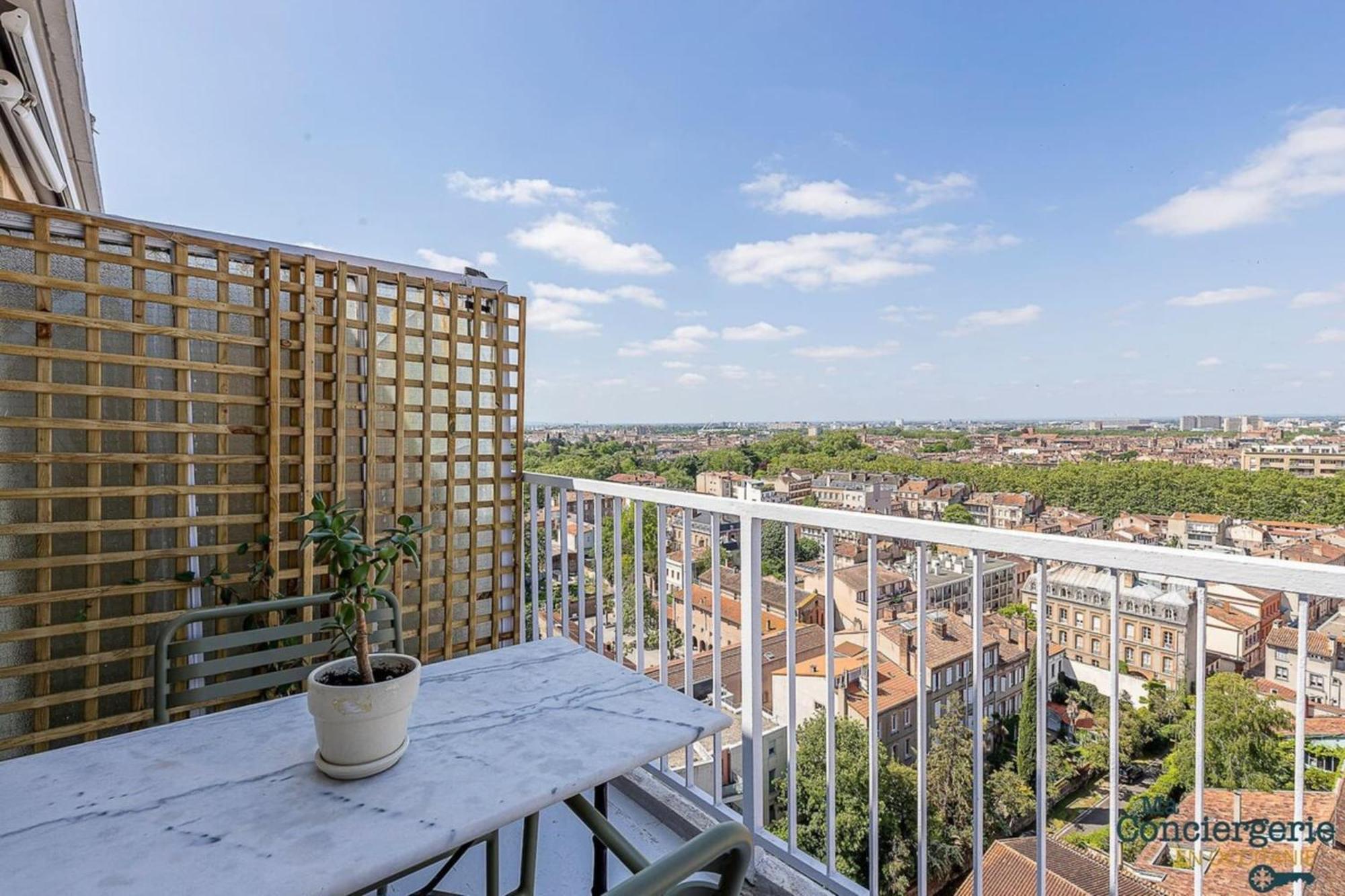Montaudran Place Dupuy - Vue Panoramique -Metro Тулуза Екстер'єр фото
